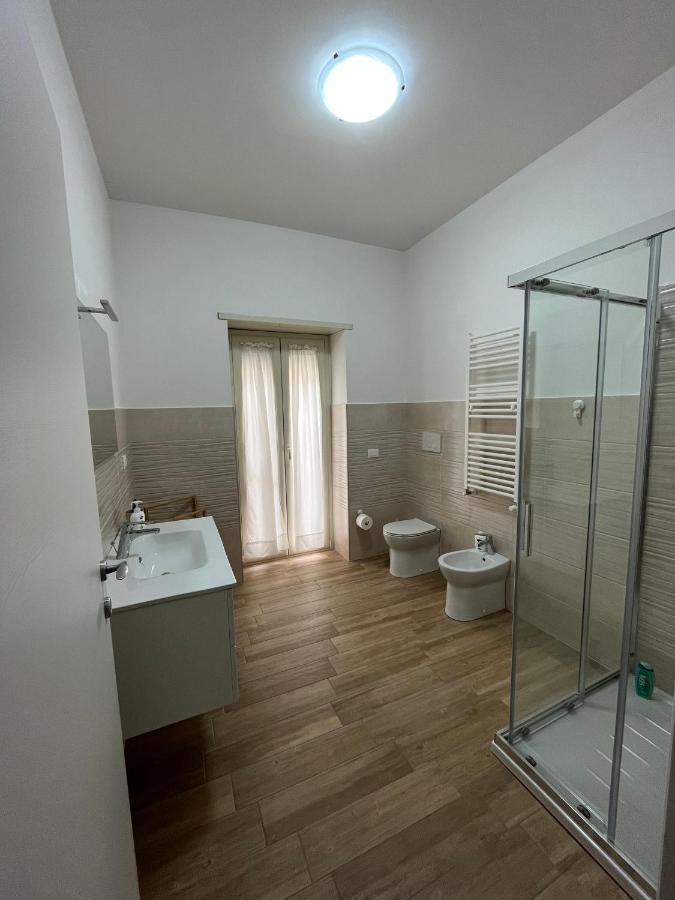Bed&Breakfast Del Viaggiatore Fondi Extérieur photo